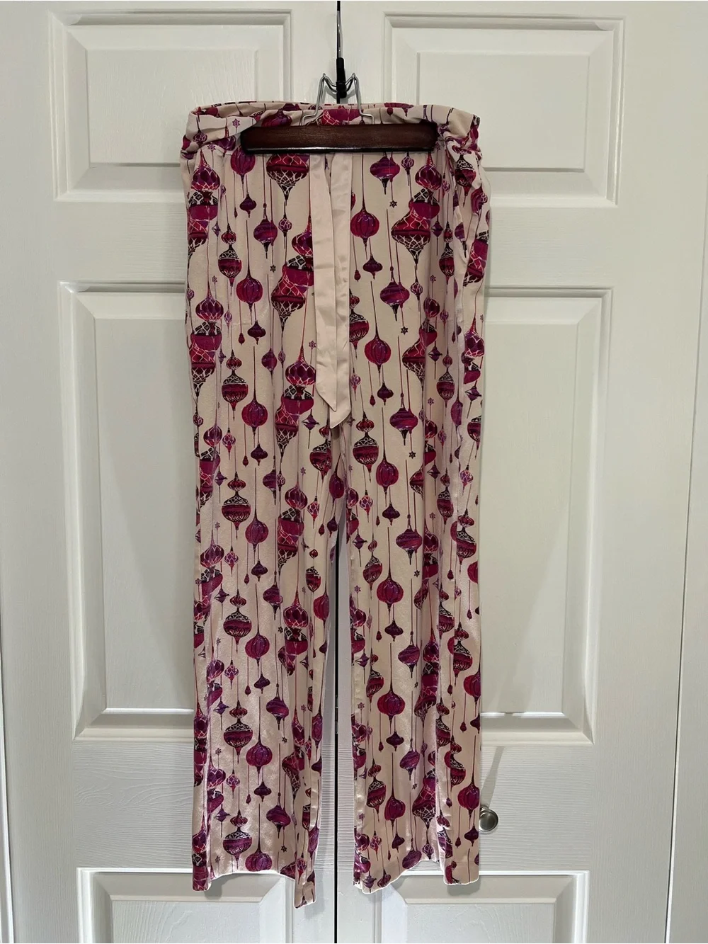 Soma Cream Pajama Pants with Pink Ornament Motif